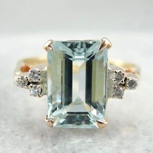 Beautiful Light Green Prasiolite Ring Size 8; Stunning!